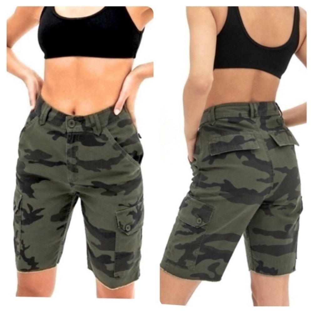 TNA Women's Woodland Camo Cargo Shorts 8